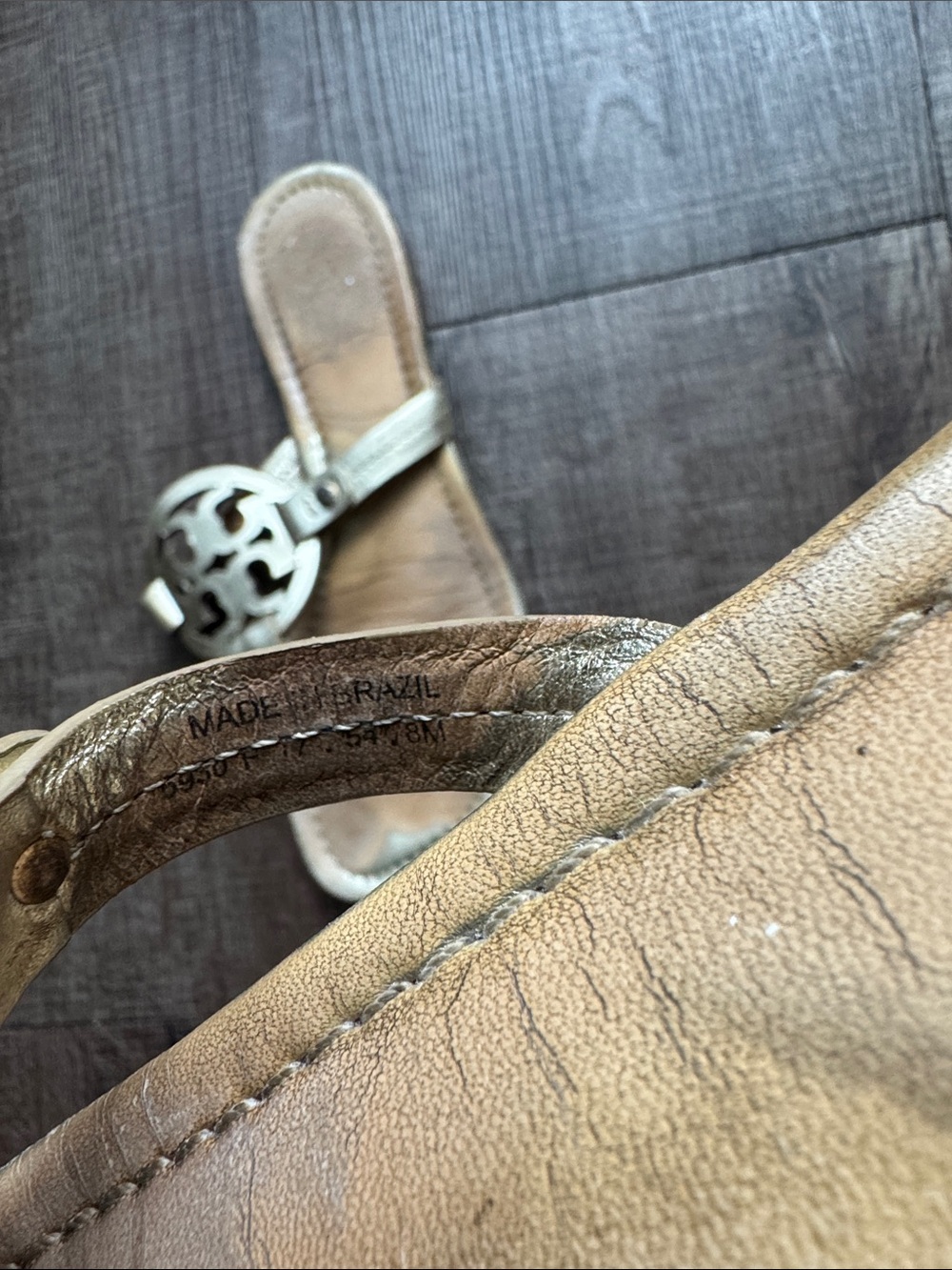 Tory Burch Metallic Gold Miller Logo Thong Sandals - Picture 7 of 7